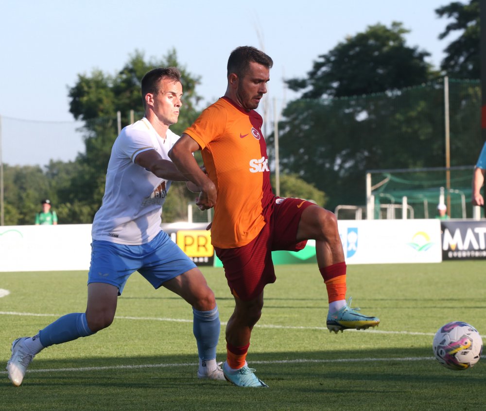 Galatasaray hazırlık maçında Csakvari'yi 4-2 mağlup etti