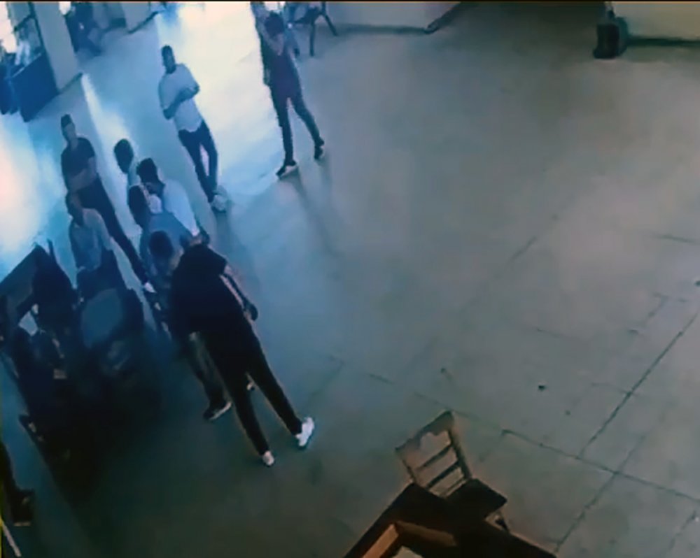 Otogar değnekçisinin öldürülme anı kamerada