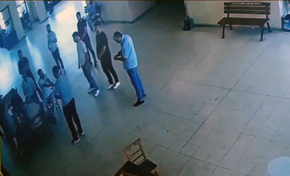 Otogar değnekçisinin öldürülme anı kamerada