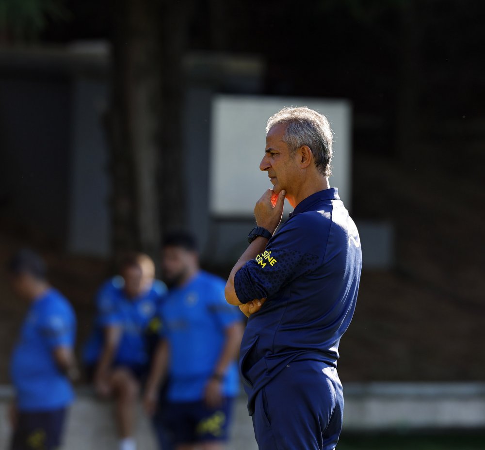 Fenerbahçe'de yeni sezon hazırlıkları sürüyor