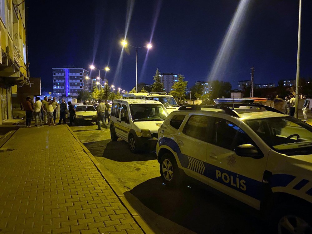 1.5 ay önce evlenmişti, tüfekle yaşamına son verdi