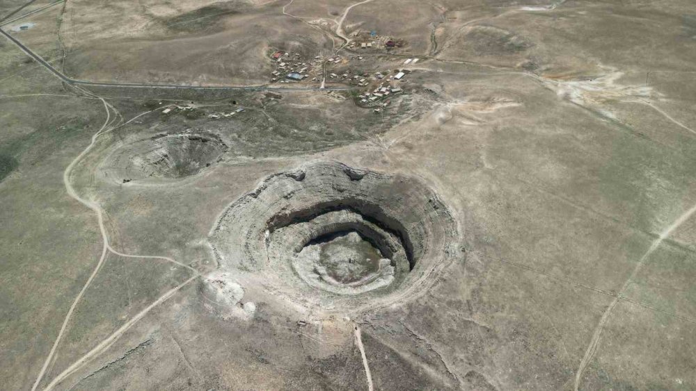 Çıralı Obruk Gölü’nün eski görüntüsünden eser kalmadı