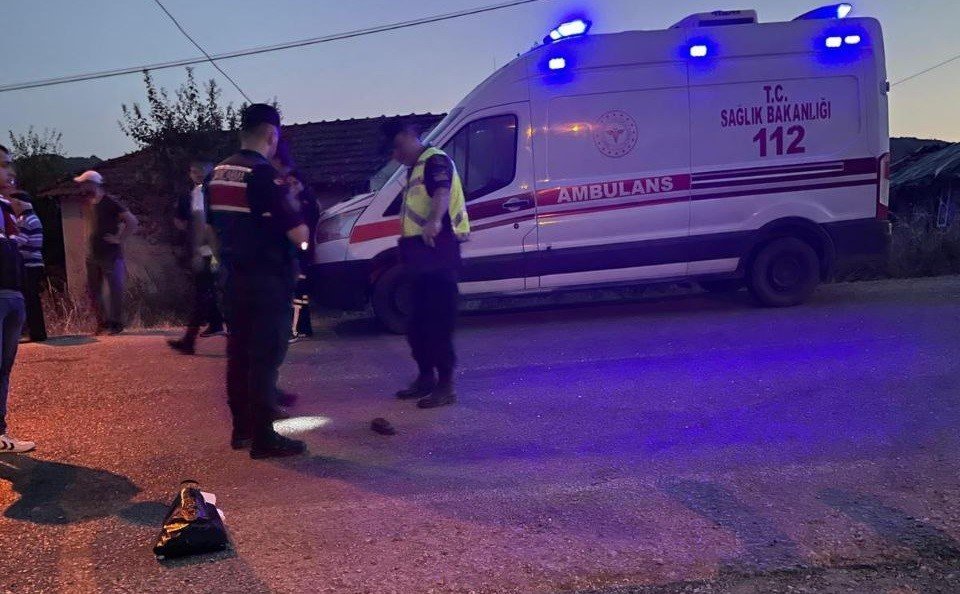 Karşıdan karşıya geçmeye çalışan kadın hayatını kaybetti