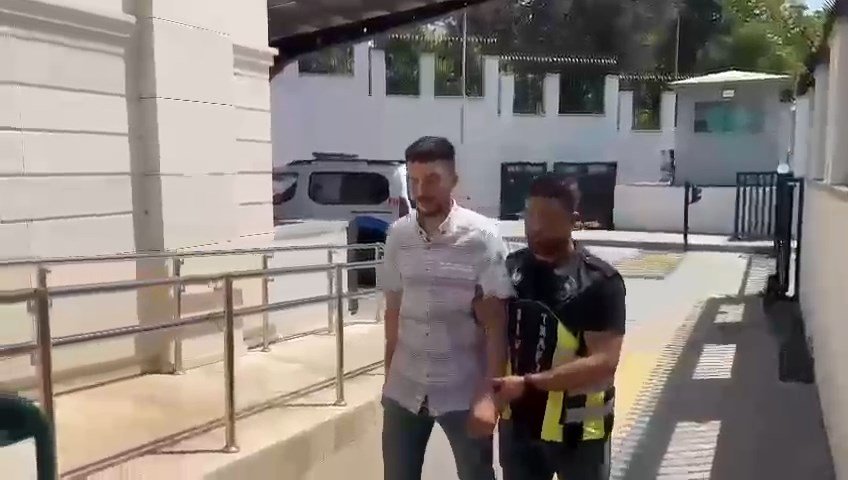 Makas atıp ters döndü!