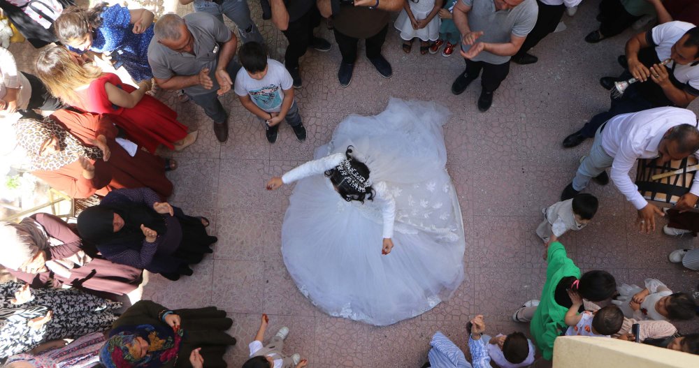 Zihinsel engelli Elif'in düğün hayali gerçek oldu