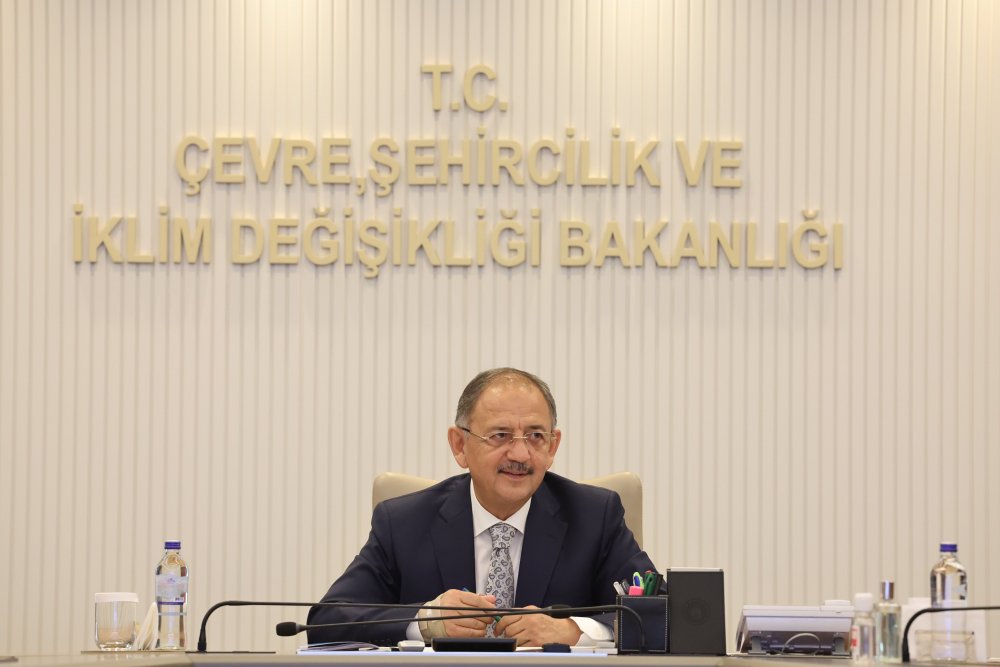 Bakan Özhaseki: Mavi bayraklı plaj sayımızı 551'e yükselttik