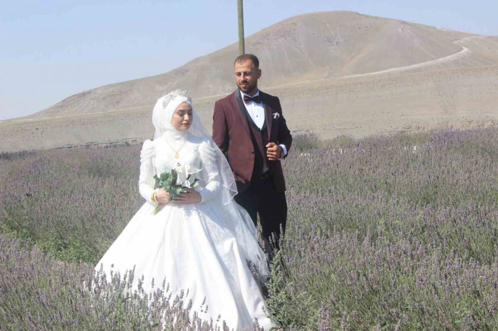 Konya'da evlenecekler buraya koşuyor