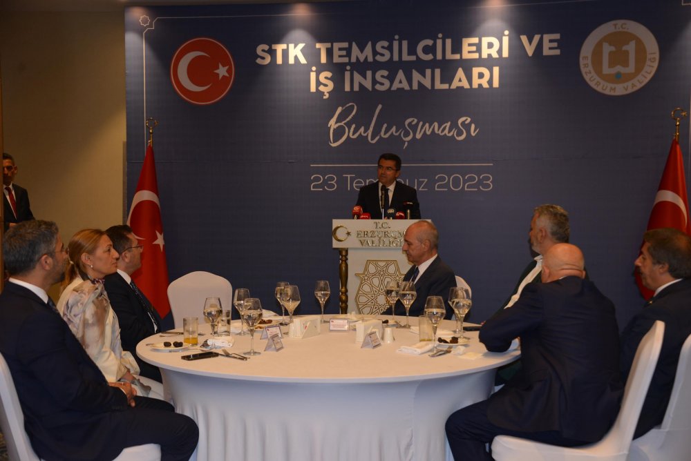 Kurtulmuş: Cumhuriyetin ikinci asrını, sözü güçlü, gücü tesirli bir Türkiye'nin yüzyılı haline getireceğiz