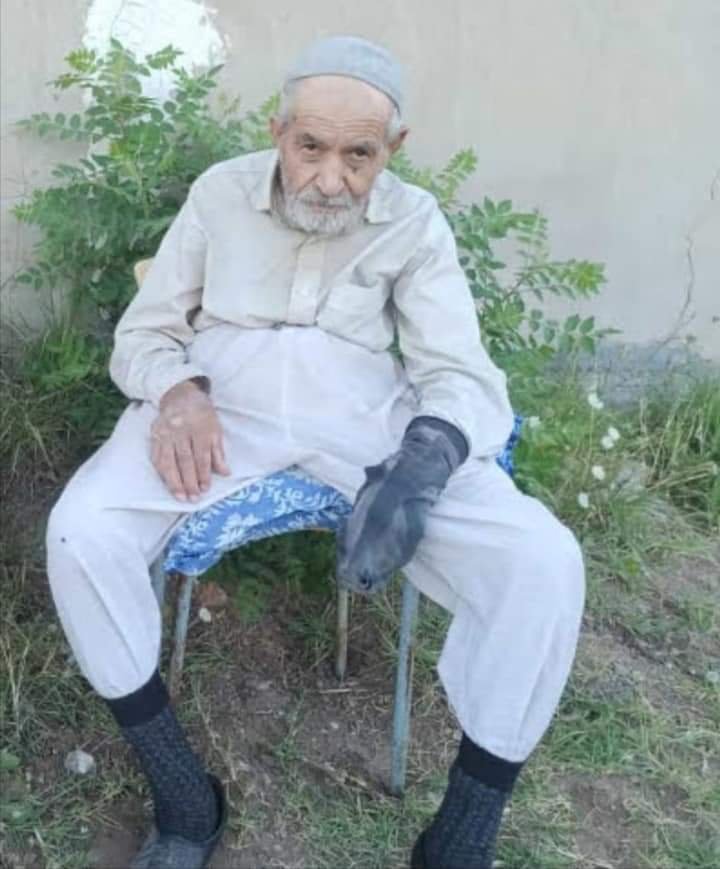 Abdest alırken köpeklerin saldırısı sonucu hayatını kaybetti