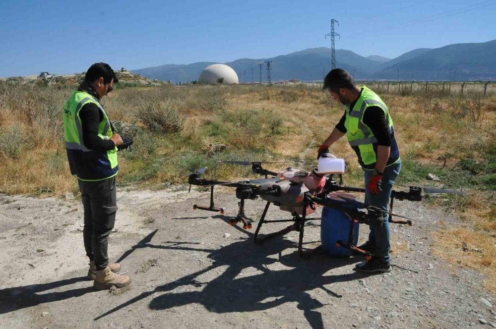 Konya'da kronomid sineğine dron ile mücadele