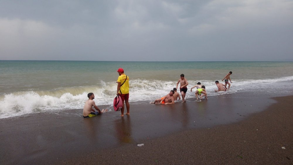 Denize girmek o ilde yasaklandı