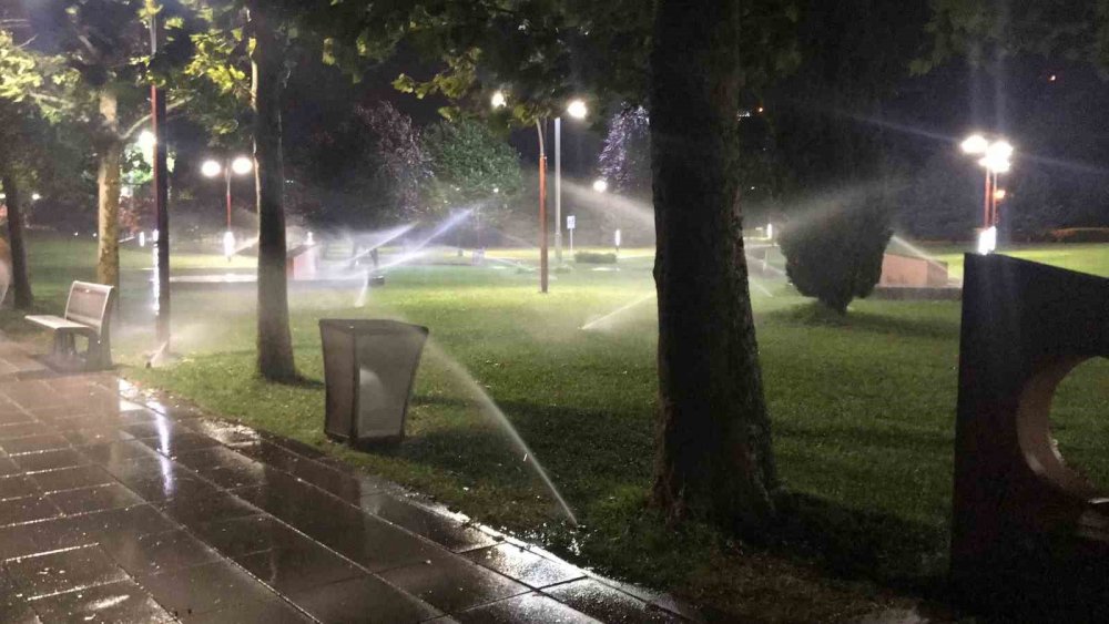 Son 23 yılın en sıcak gününden sonra fırtına etkili oldu