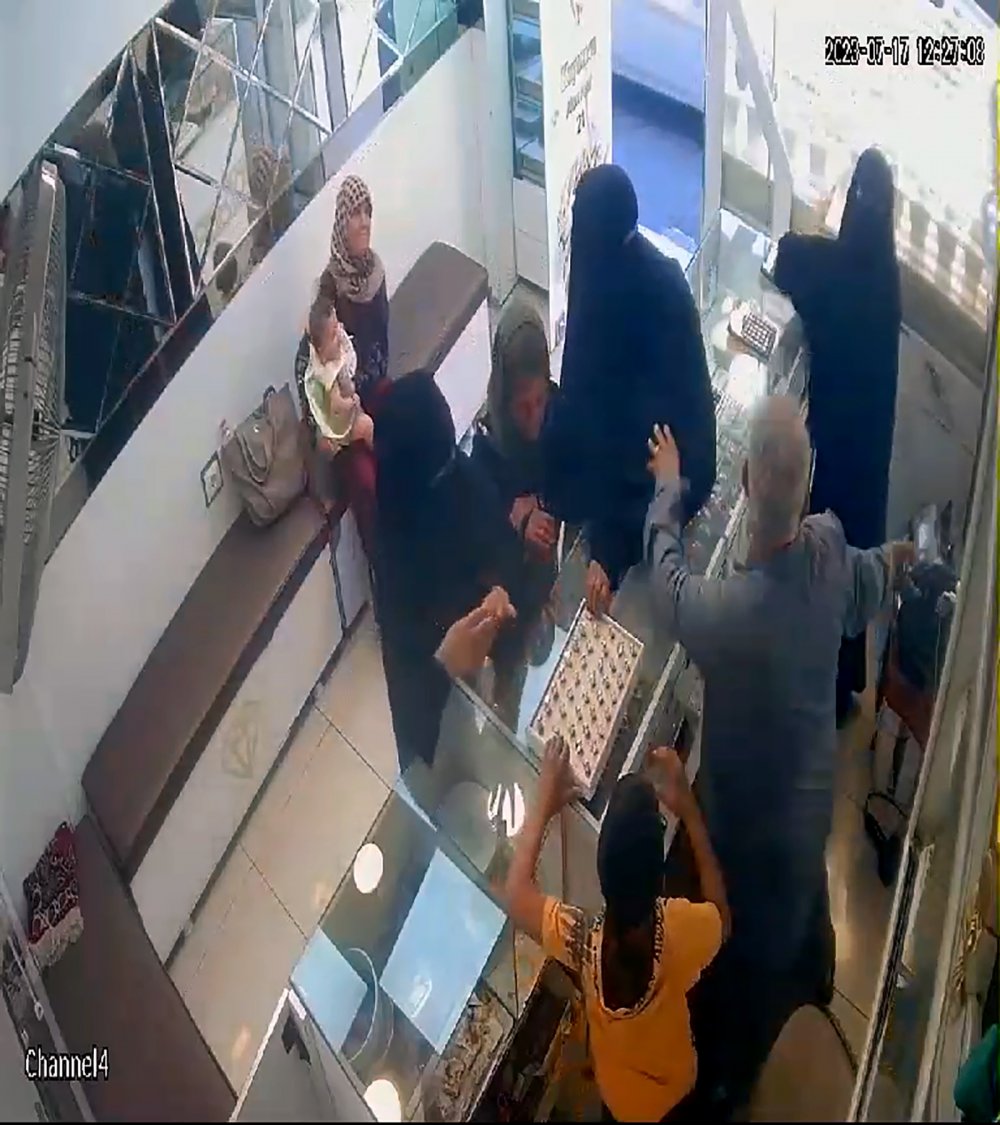 Çarşaf giyip kuyumcudan 200 gram altın çaldılar, Kırıkkale'de yakalandılar