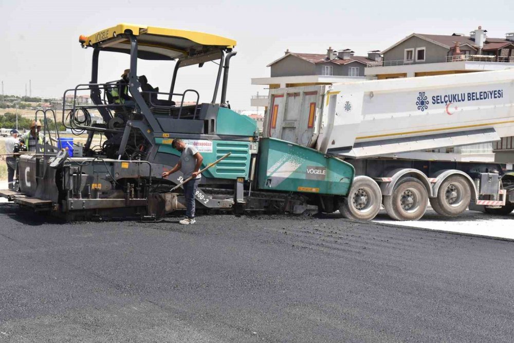 Selçuklu’da asfalt sezonu yoğun tempoda devam ediyor