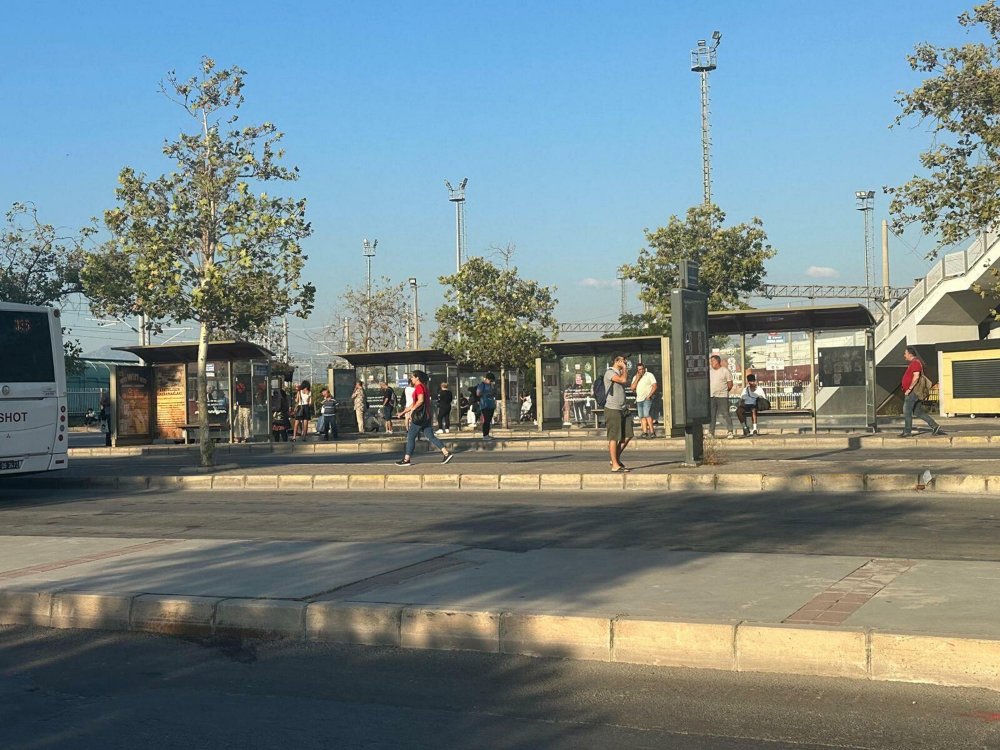 İzmir'de 3.9 büyüklüğünde deprem