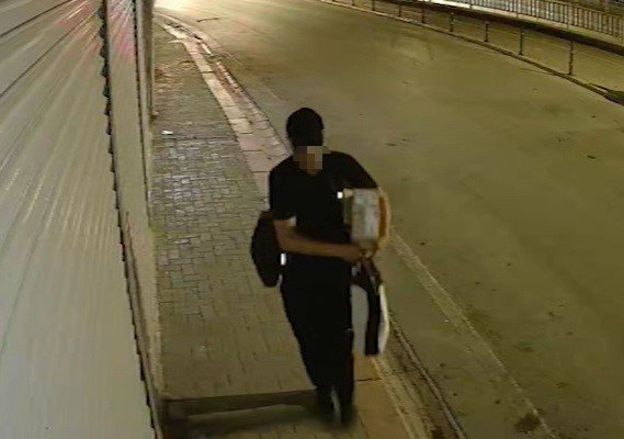 Konya'da hırsız 60 saniyede çaldığı 120 bin liralık 2 bilgisayarı öyle bir fiyata sattı ki....