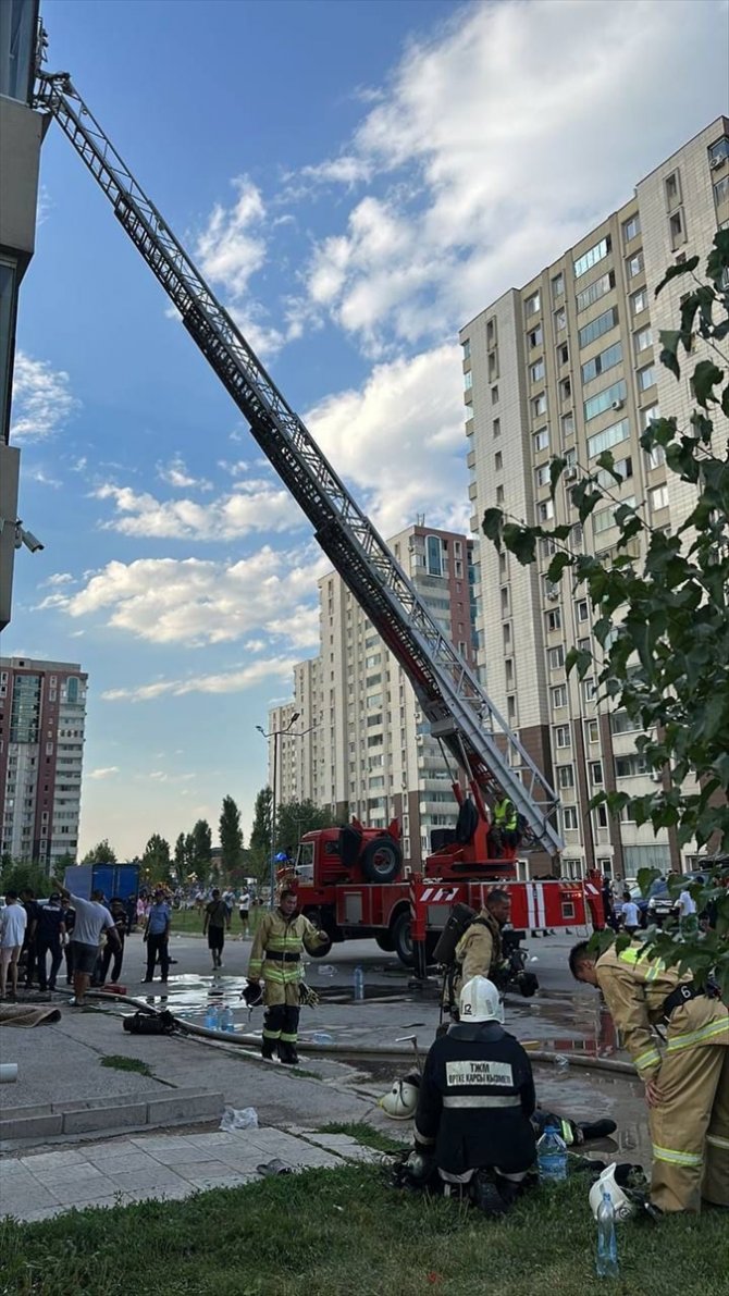 16 katlı apartmanda çıkan yangında 1 kişi öldü