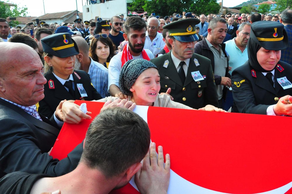 Piyade Uzman Çavuş Görece, memleketi Manisa'da toprağa verildi