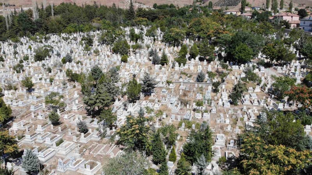 Dünyada 3 tane, birisi Türkiye'de... Konya'ya çok yakın!