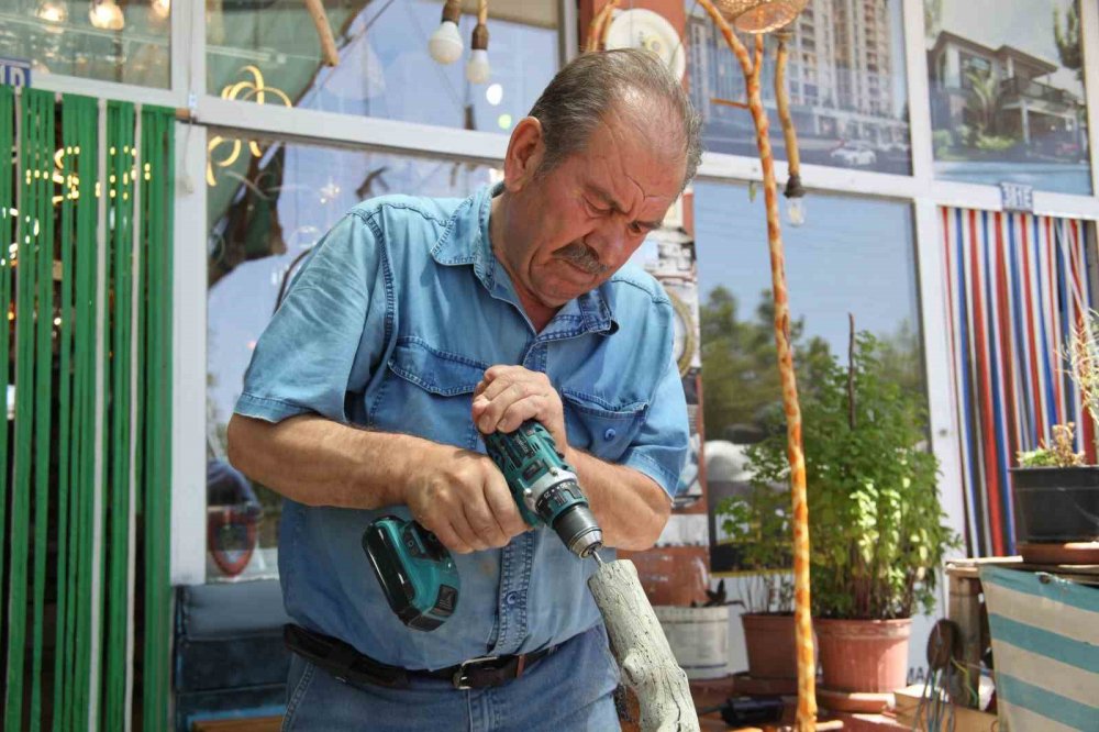 Konya'da 42 yıllık elektrik ustasından süper fikir... Çöpe atacakken aklına geldi