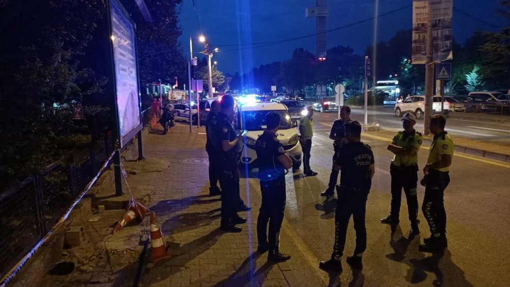 Migros’ta klima patladı, bakım işçisi ağır yaralandı