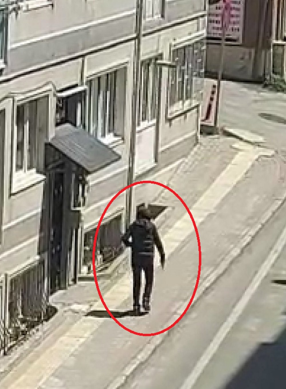 Kafasındaki ses, 3 kere 'Onu vur' demiş