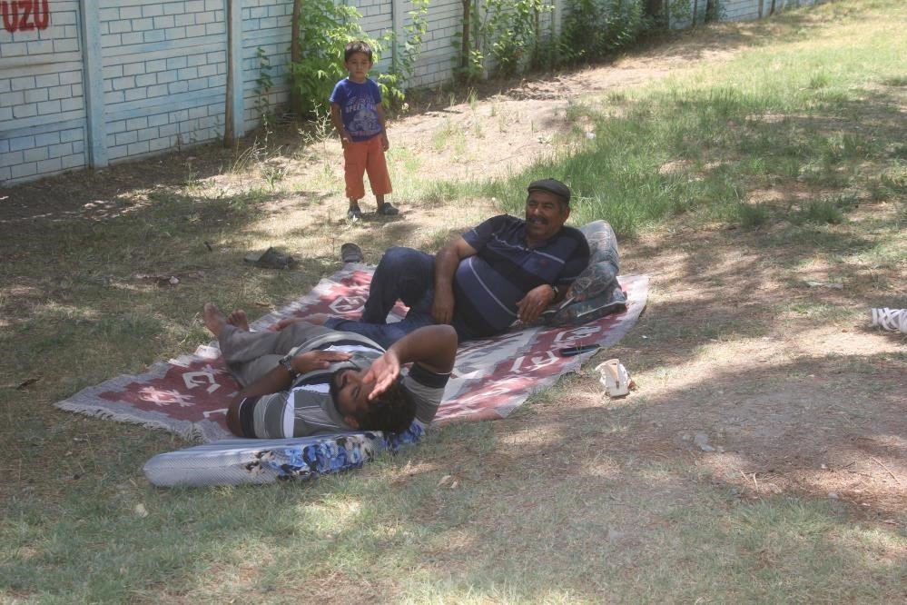 Sıcaktan bunalan vatandaşlar oraya akın etti