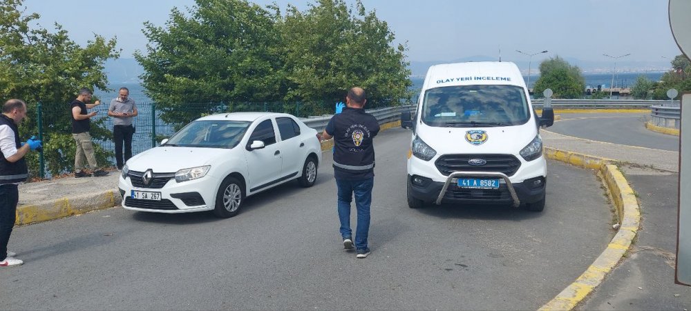 Borç- alacak tartışmasında arkadaşını tabancayla yaraladı