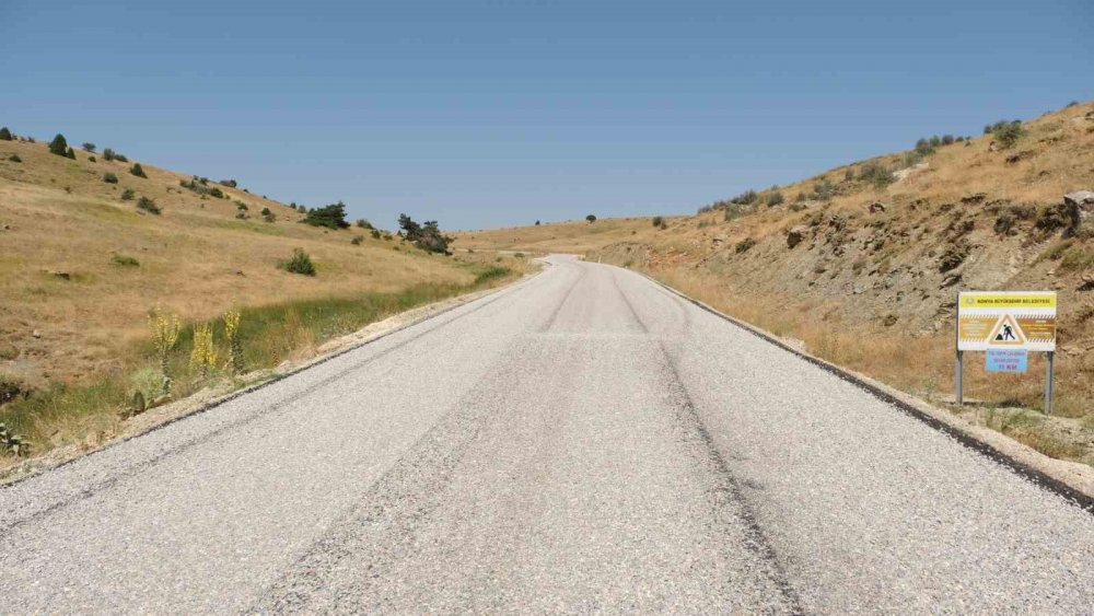 Konya Büyükşehir gece gündüz demeden çalışıyor