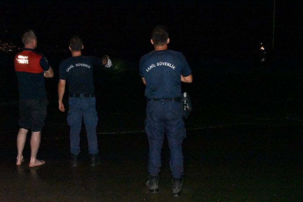 Boğulma ihbarı ekipleri harekete geçirdi