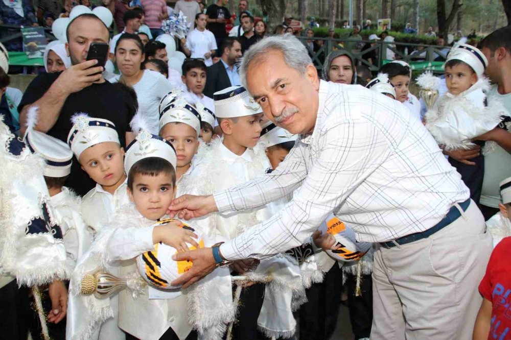 Konya'nın Akşehir ilçesinde sünnet şöleni