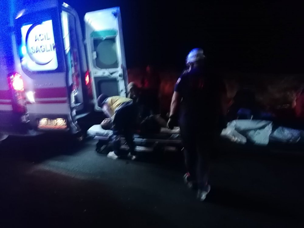 Otomobil ile cip çarpıştı: 4 ölü,