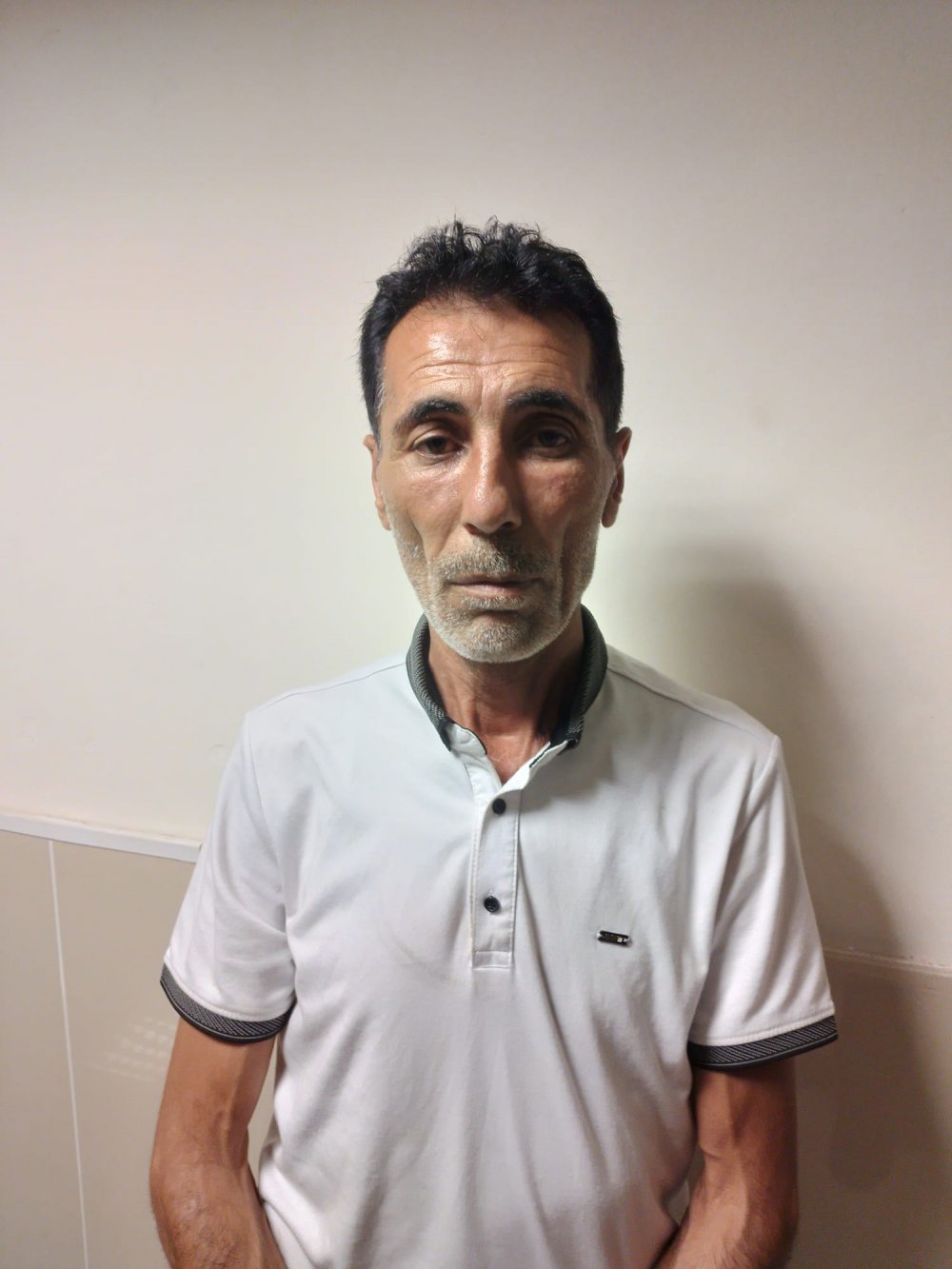 TIR'ın dorsesinden 39 kaçak göçmen çıktı