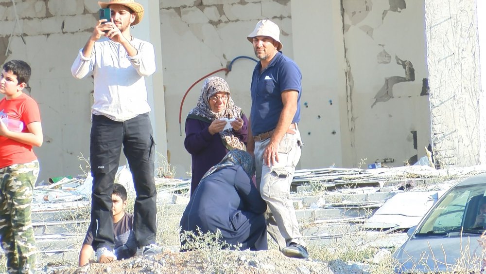 13 katlı 2 bina patlatıldı!