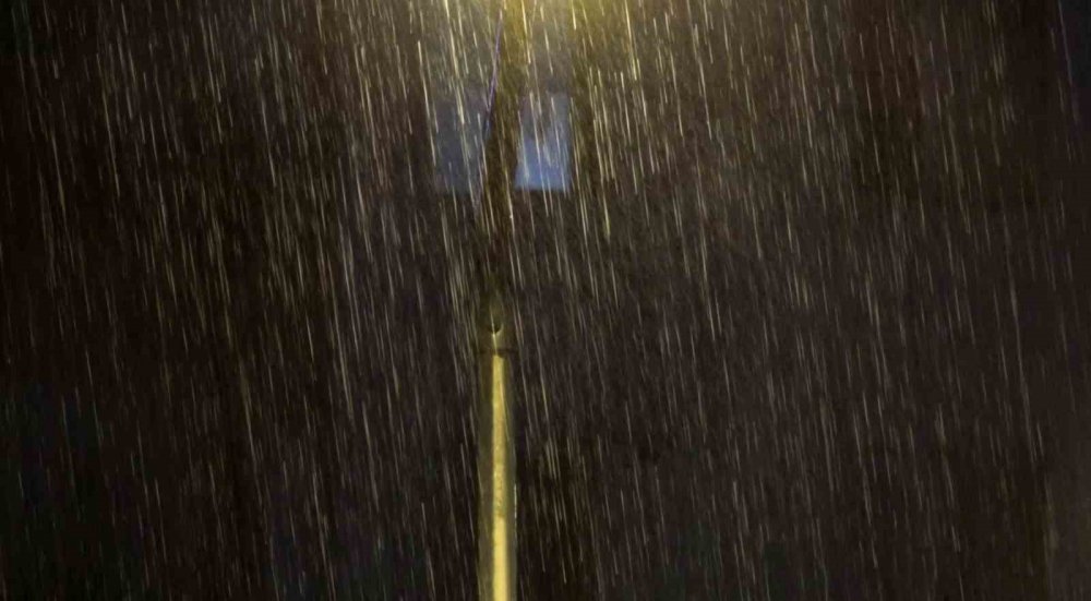 Konya'ya komşu ili sel vurdu: 1 ölü, 7 yaralı, 2 kayıp