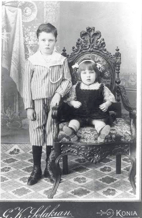 nazim-hikmet-ve-kiz-kardesi-samiye-1908-konya-001.jpeg