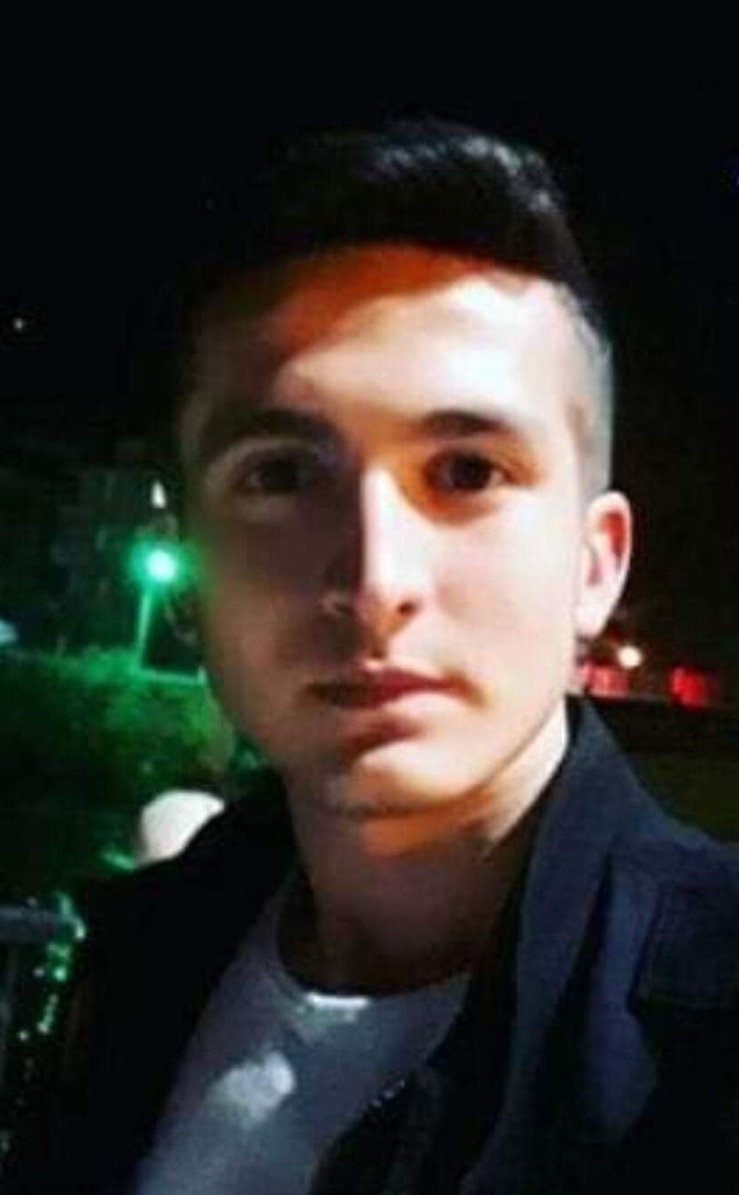 Aracın içinde başından silahla vurulmuş halde bulundu