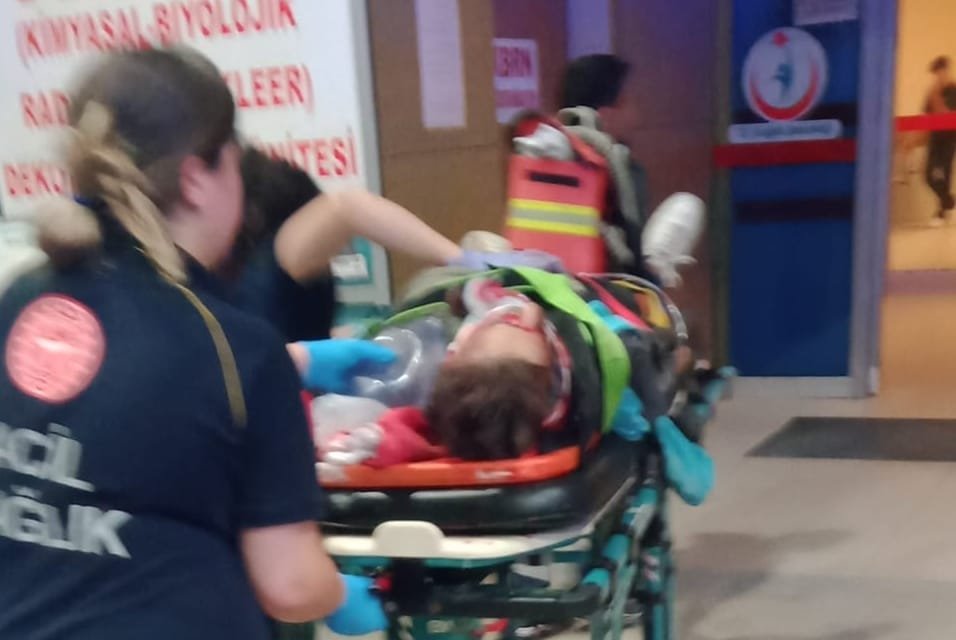 Otomobille çarpışan motosikletli öldü