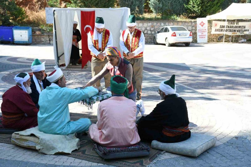 ’Pabucu dama atılmak’ tâbiri buradan geliyor