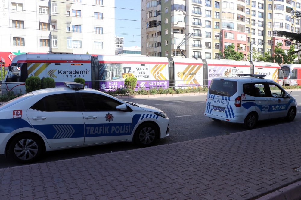 Kayseri'de tramvayın çarptığı Harun Can hayatını kaybetti