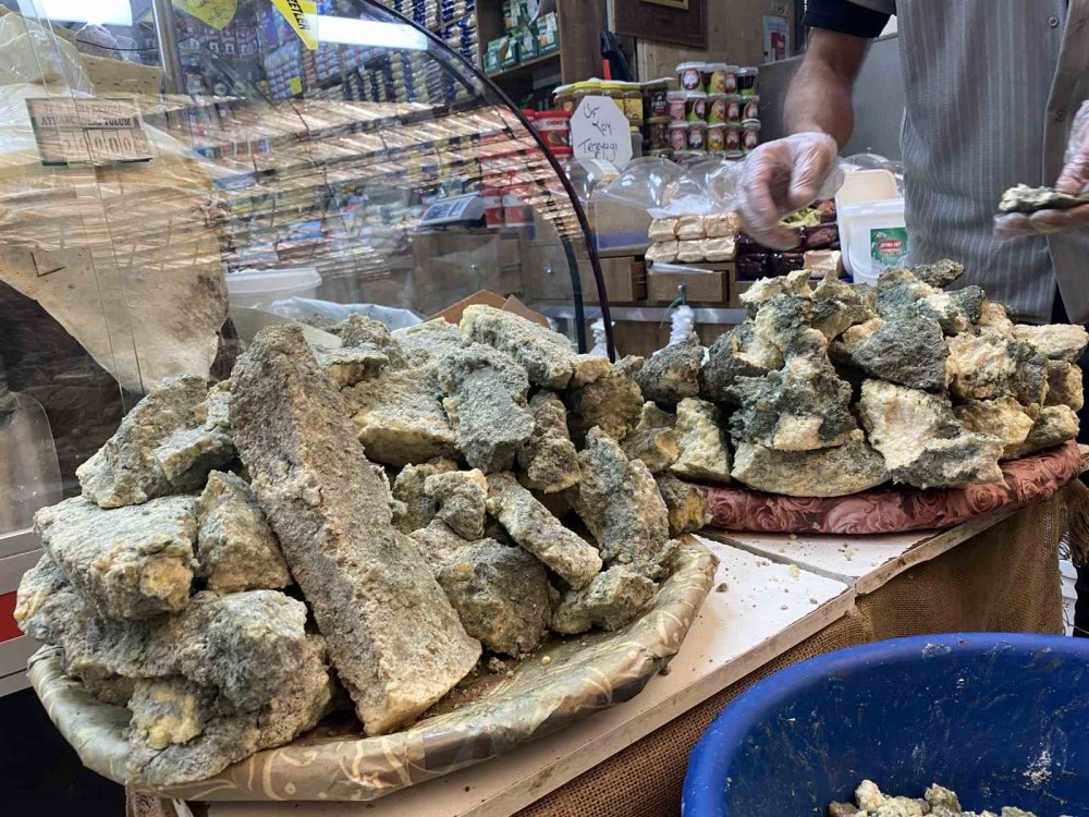 Konya'nın meşhur küflü peyniri bakın neye iyi geliyormuş!