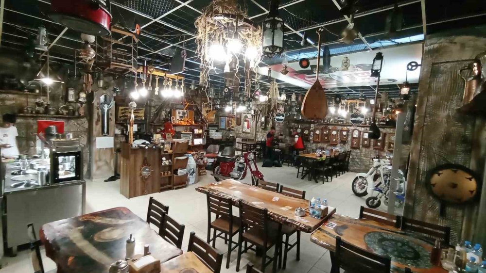 Konya'daki bu mekan antikacı değil, çorbacı