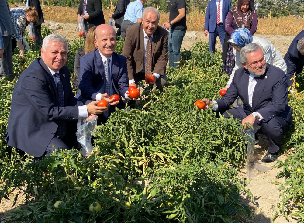 YÖK Başkanı Özvar tarımsal üretim yapan üniversitelere övgü yağdırdı
