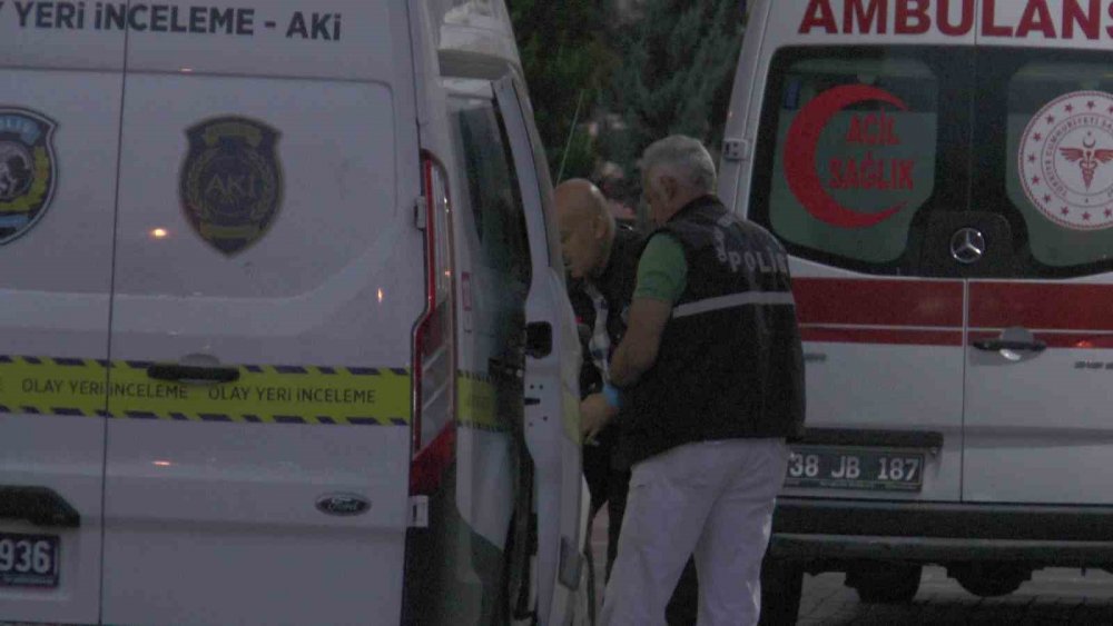 Kayseri’de bunalıma giren şahıs kafasına sıkarak intihar etti