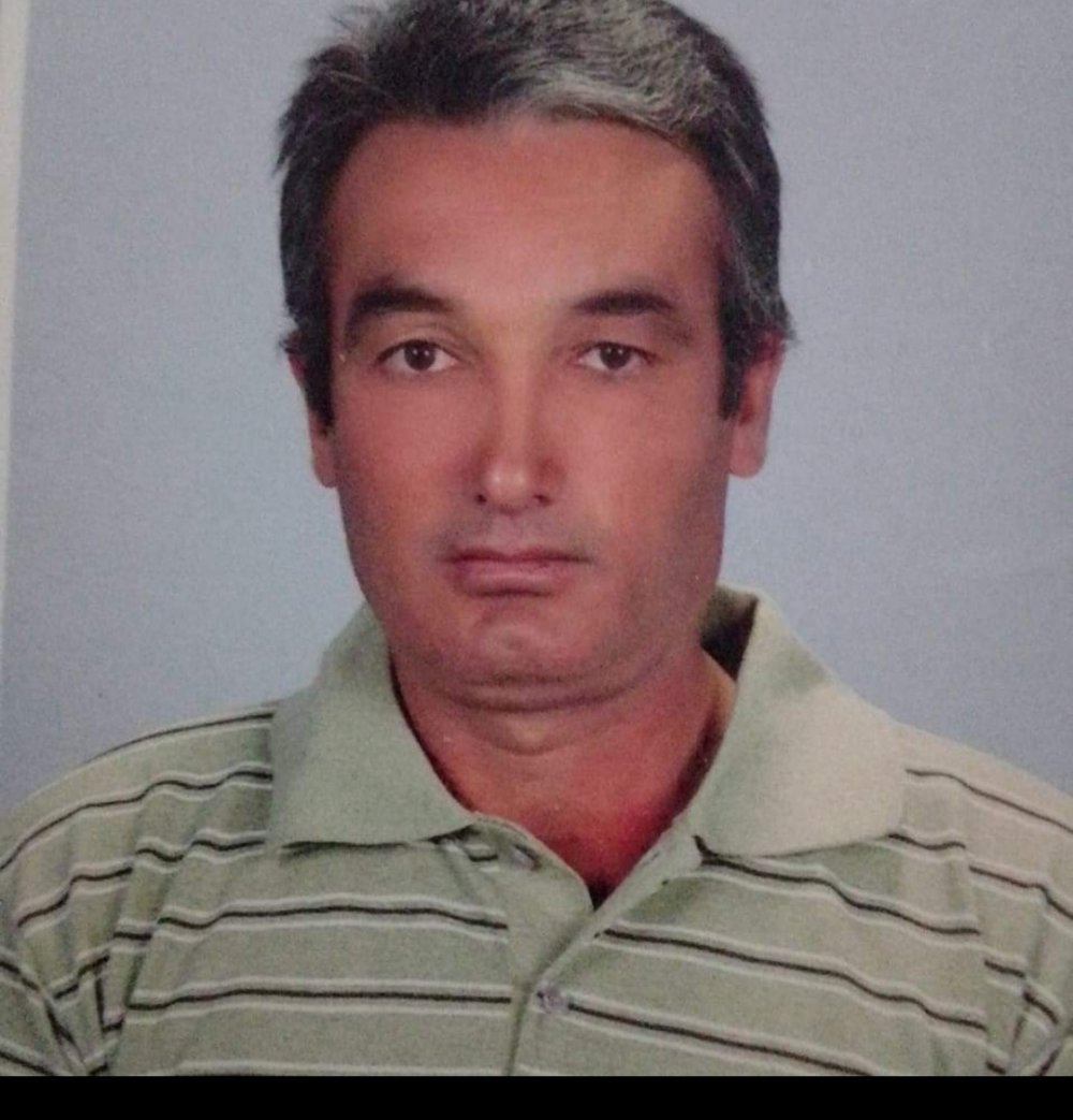 Konya'nın komşu ilinde eşiyle pazar alışverişinden dönerken otomobilin çarpmasıyla öldü