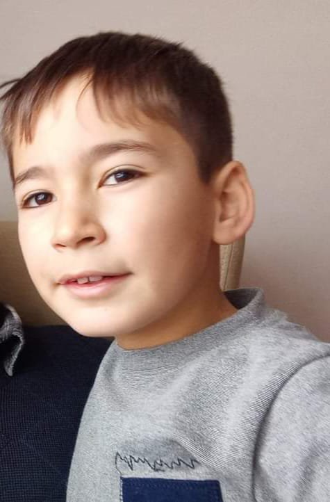 Okulda yemek sırası beklerken fenalaşıp ölen 10 yaşındaki İsmail, toprağa verildi