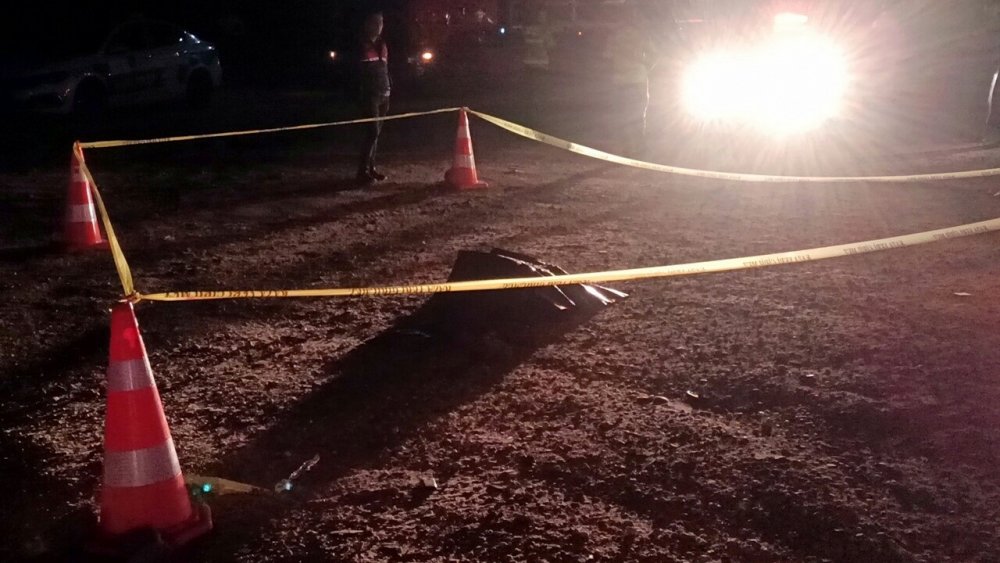 Otoyolda erkek cesedi polisi harekete geçirdi