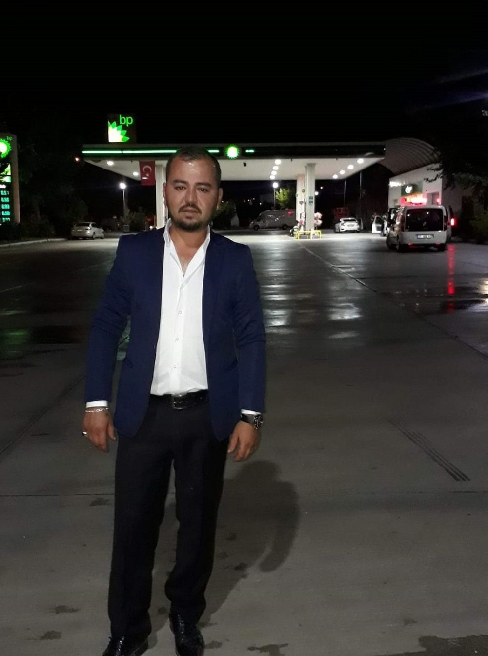 Kaza yapan araçtan inen sürücü başka bir aracın çarpması sonucu öldü