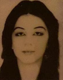 Lüks otomobilin çarptığı 2 genç öldü