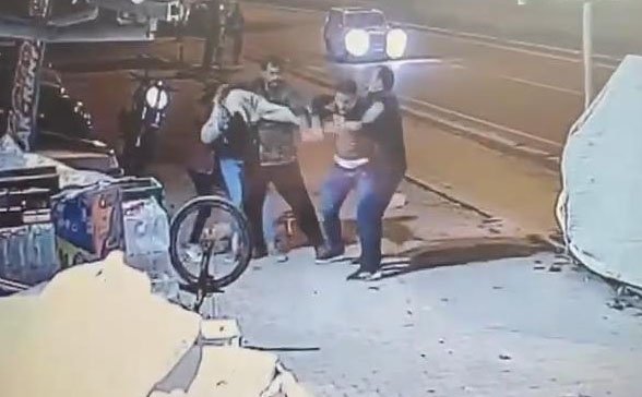 Konya'da baba ve oğula 'Ne bakıyorsun' dayağı